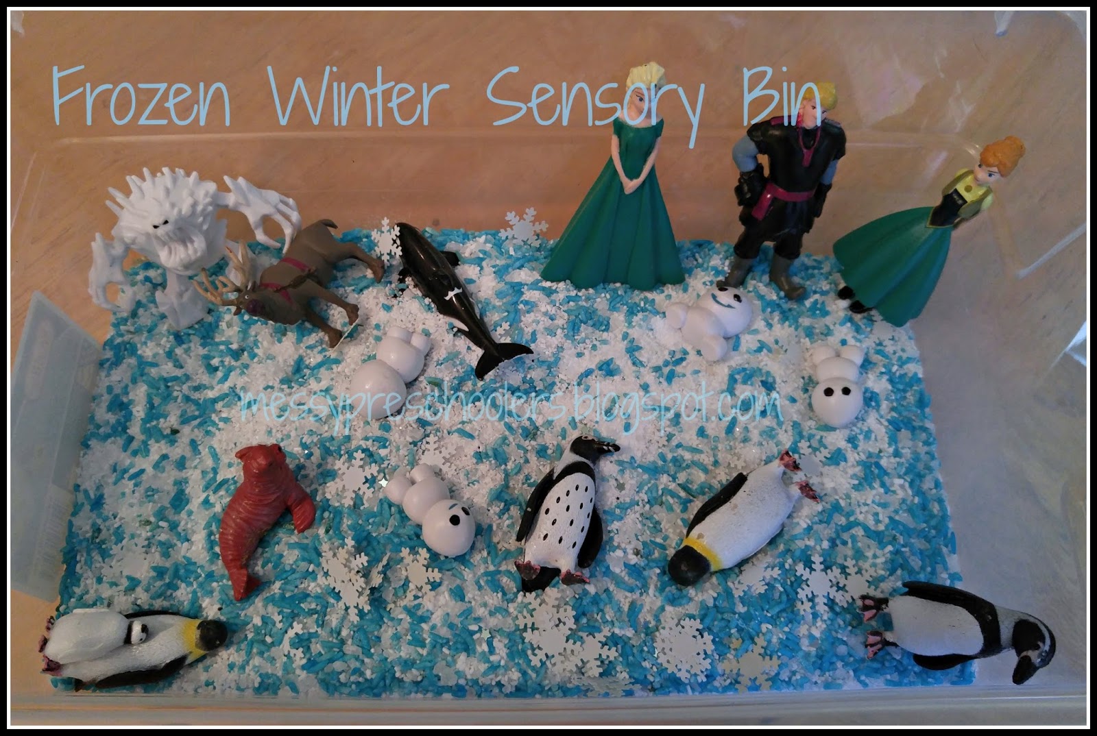 Messy Kids: Frozen Winter Sensory Bin