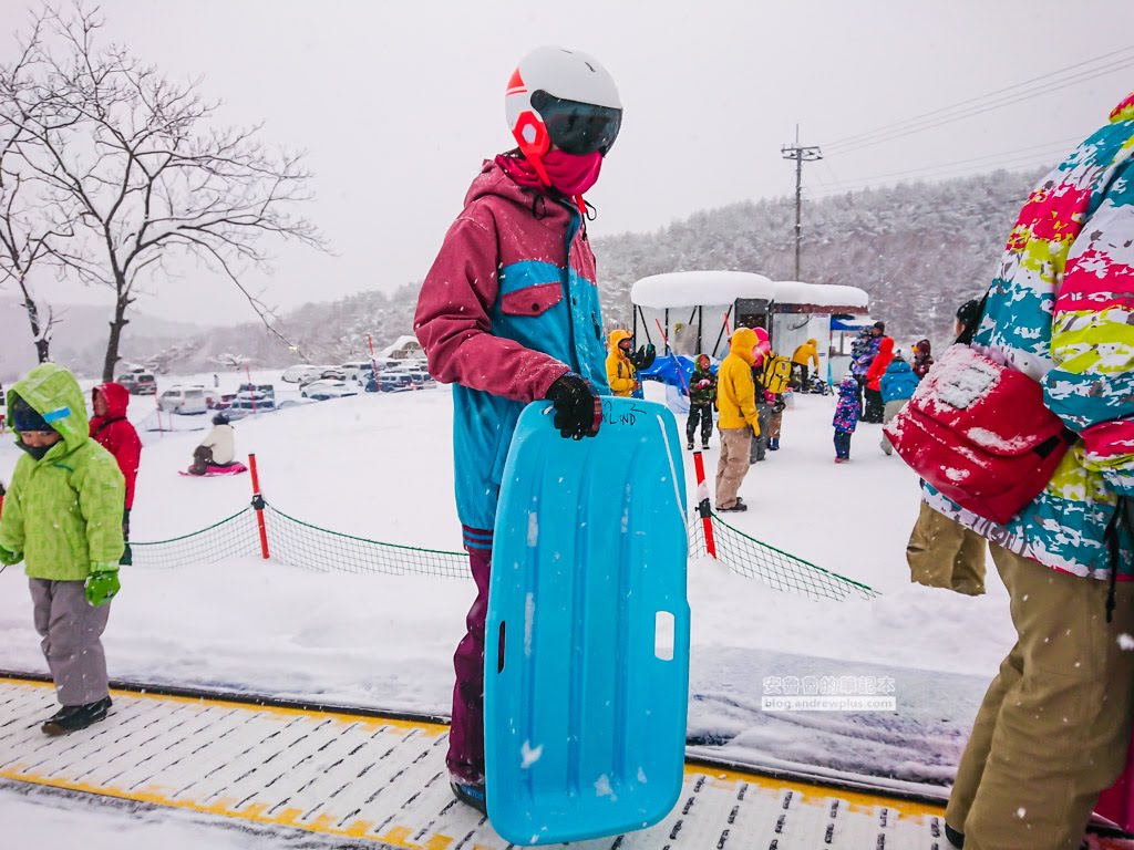 諾恩水上滑雪場,夜滑到凌晨,東京滑雪,日本滑雪,第一次滑雪,日本的雪場,Ｎorn Ｍinakami Ski Resort