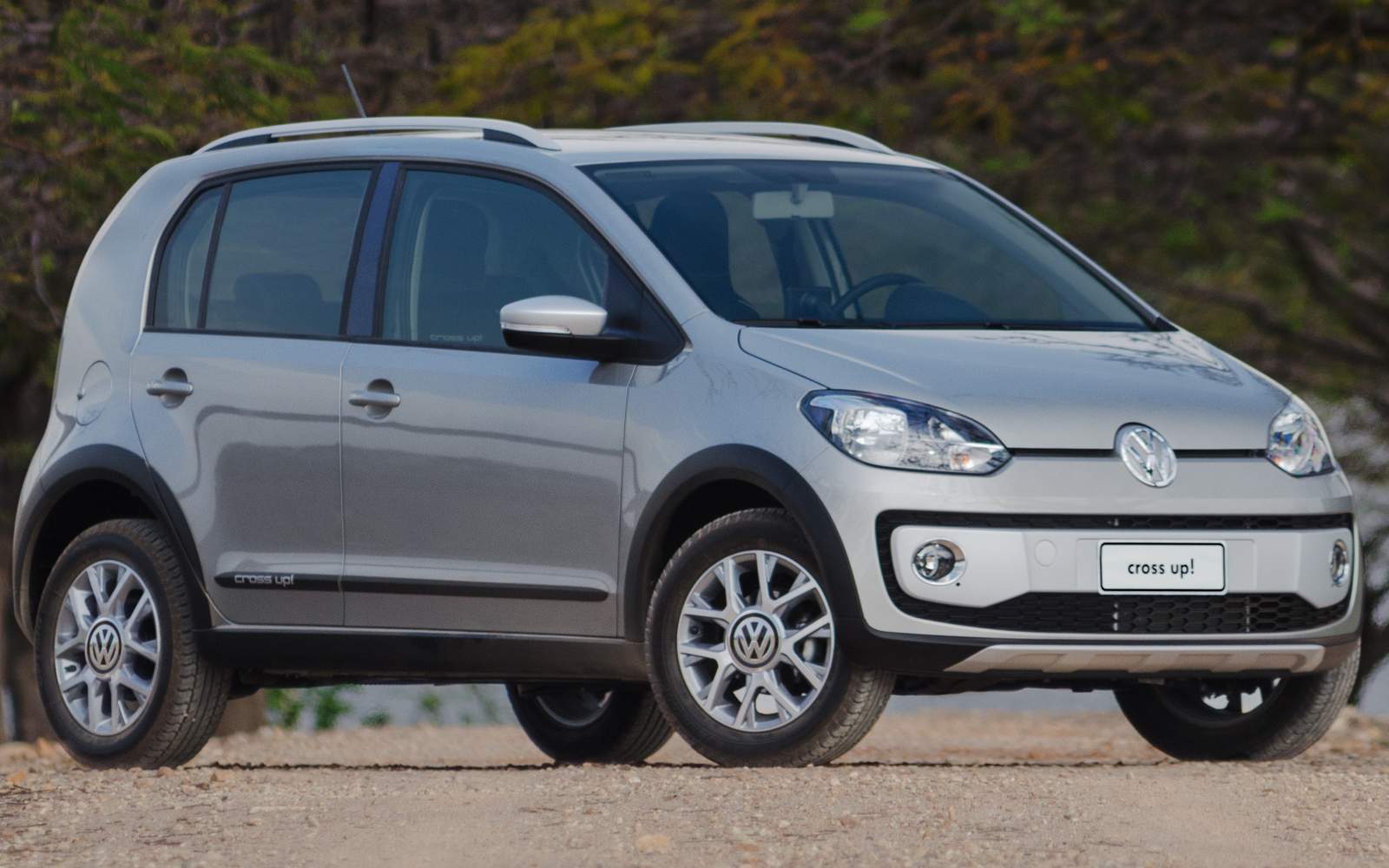 Volkswagen up! Cross 2015 - vendas em alta
