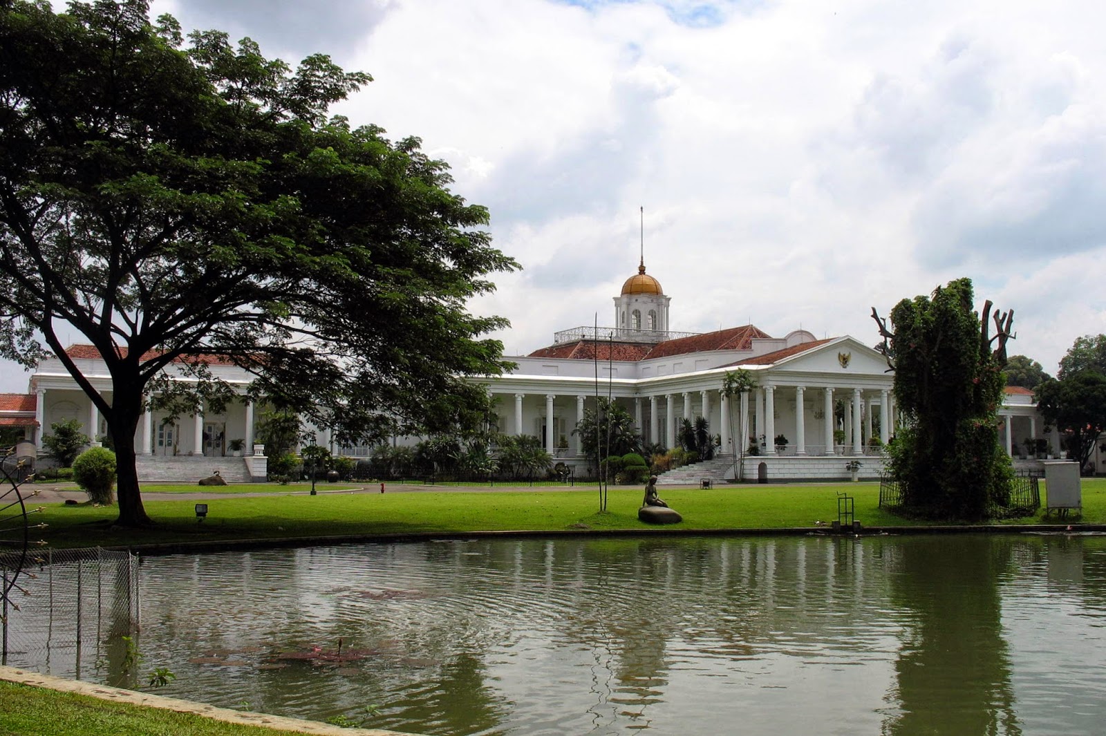7 Tempat Wisata di Bogor yang Menjadi Favorit Apa Aja Lah...