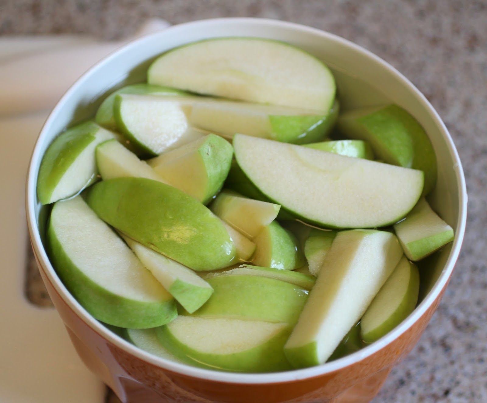 Kitchen Simmer: Apple Slice 