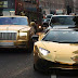 Un riche Saoudien Examine Ces propres voitures en or à Londres