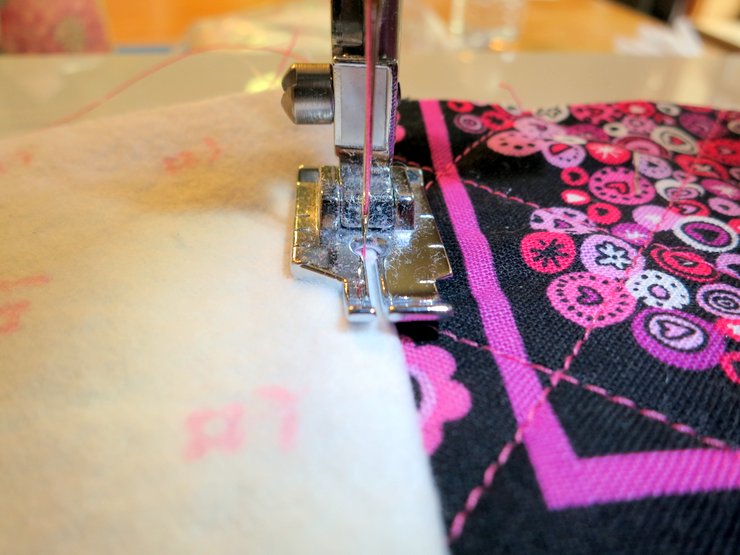 Easy Eye Glass {or Rotary Cutter} Case Tutorial The Cottage Mama