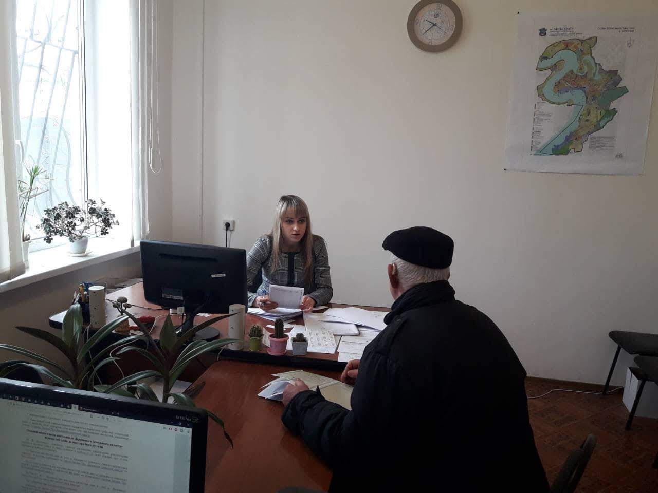28 особистих прийомів громадян провели керівники Держгеокадастру Миколаївщини  "