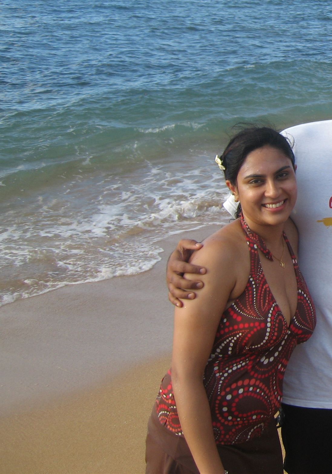 Indian Aunty Shwing Claveage At Goa Beach Chuttiyappa 93121 Hot Sex Picture photo