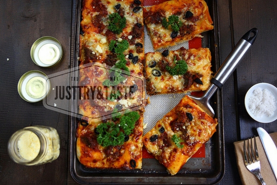 Resep Pizza dengan Topping Leftover Meatballs, Plus Tips