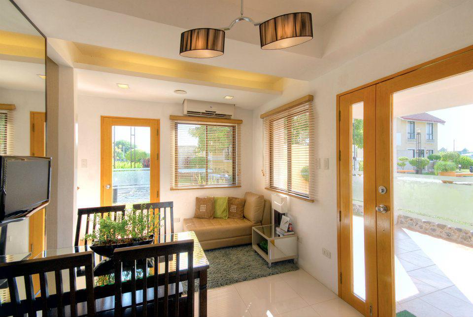 Daphne House Model Parc Regency