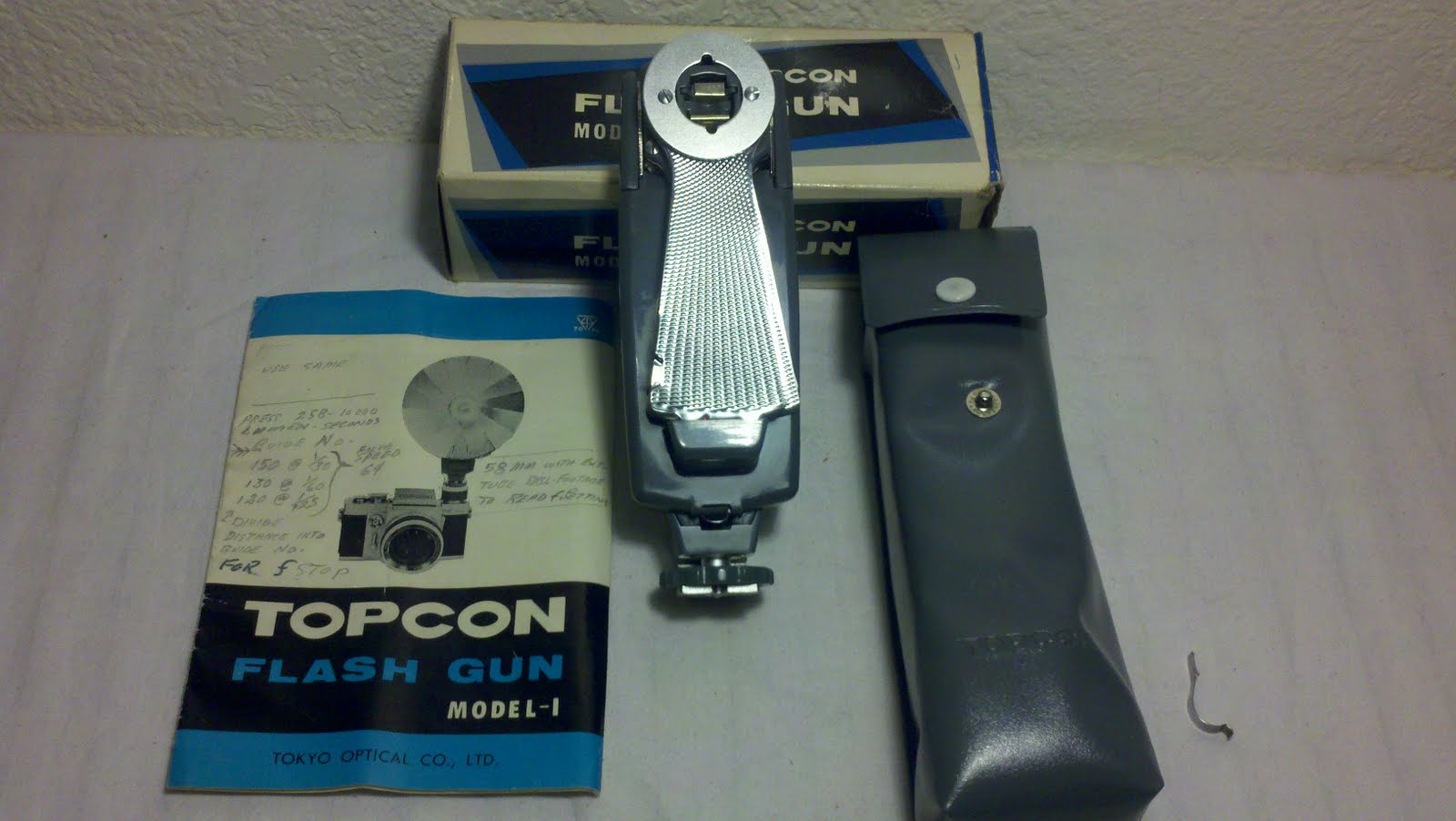 iAndroid Electronics Topcon Flash Gun Model 1 Fan Flash Great