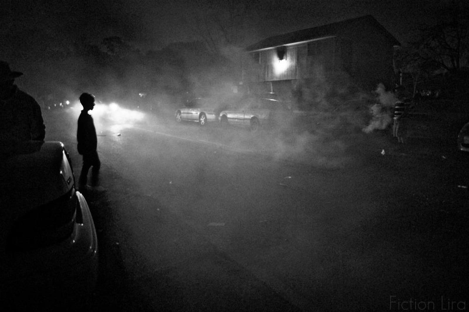 iWallpapers: HIGH DEFINITION BLACK & WHITE WALLPAPERS