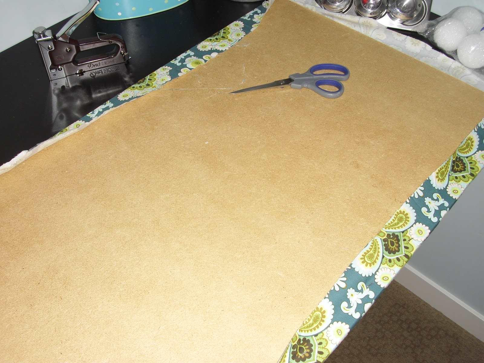 Create Pin Board with Fabric The Style Sisters