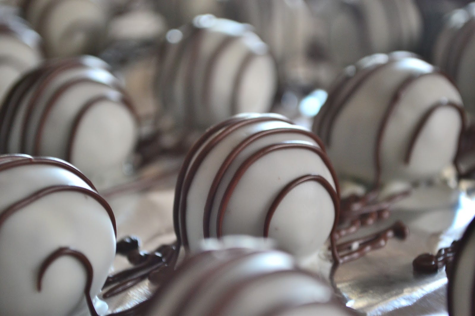 Cast Iron Stew Oreo Bonbons