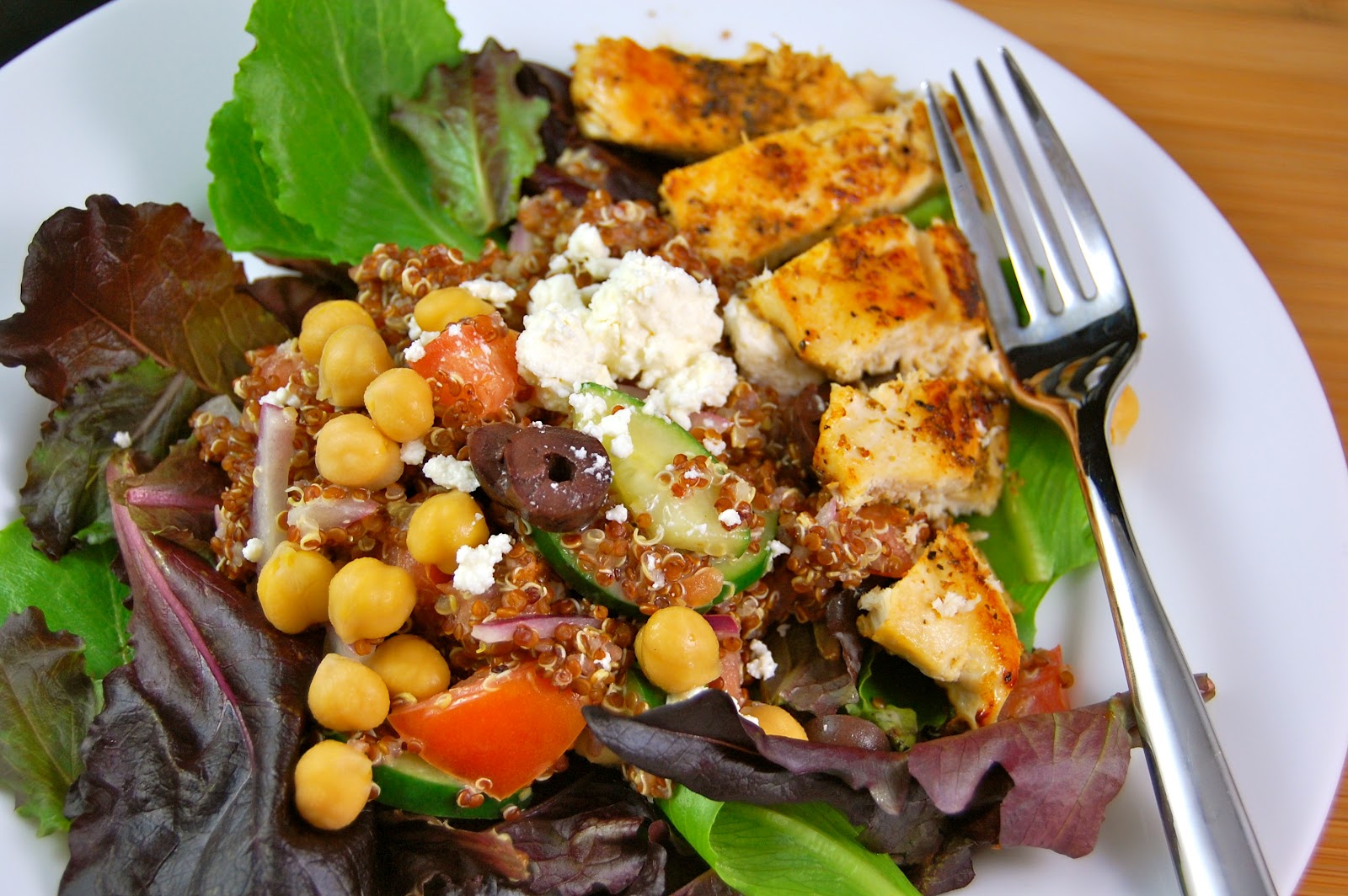 La Petite Maison Verte Mediterranean Red Quinoa Salad with Lemon