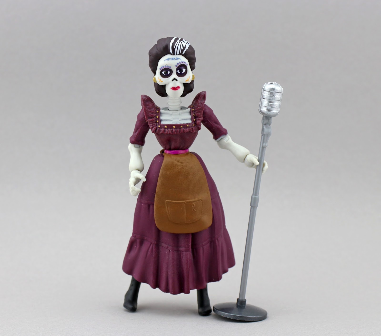 Disney Pixar Coco Mama Imelda  6 inch Figure Mattel 2017  New