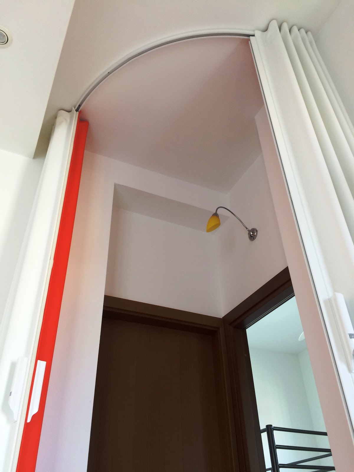 accordion doors Curved Folding Door