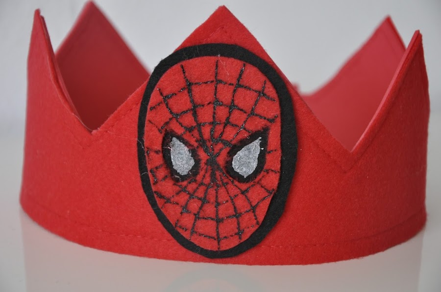 corona cumpleaños spiderman