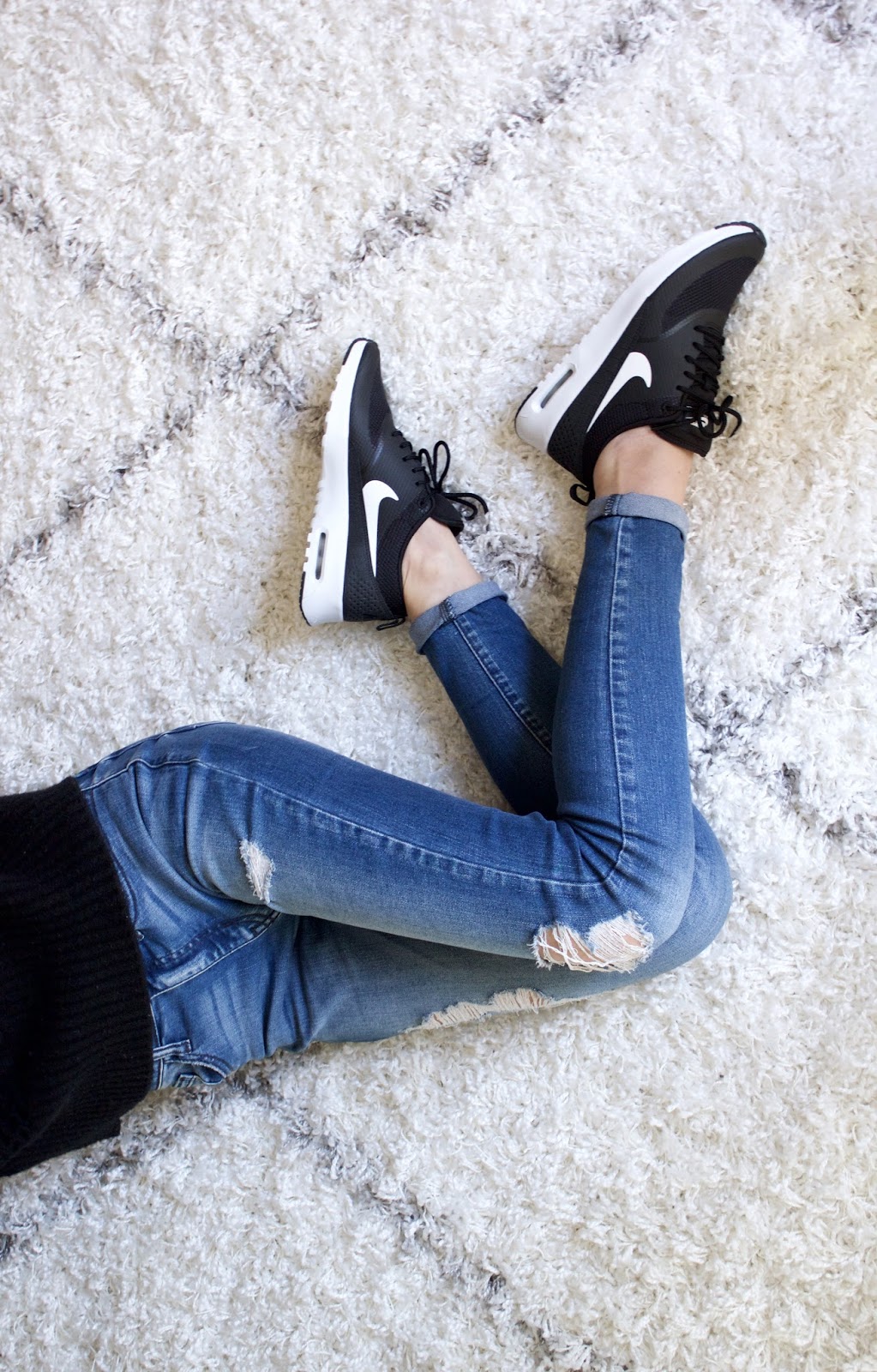 NIKE AIR MAX THEA 599409-020 NIKE AIR MAX THEA 599409-020