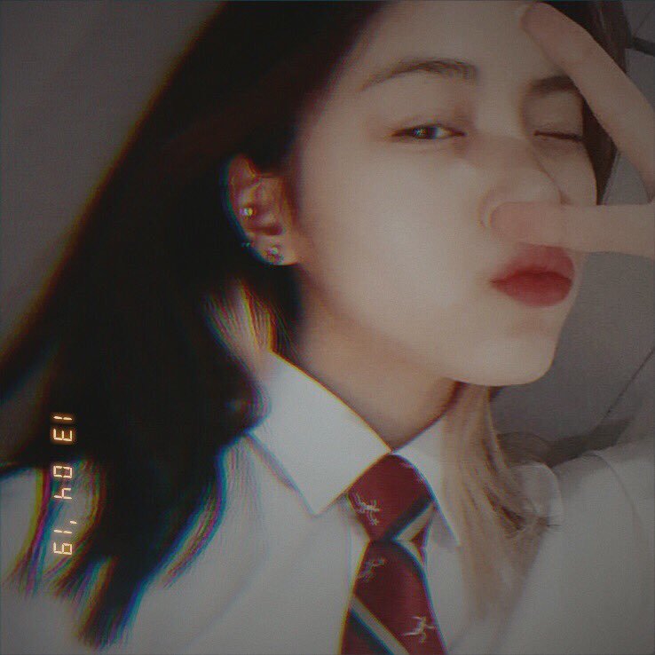 취향저격하던 날의 있지 ITZY 류진 분위기 모음.jpgif | 인스티즈