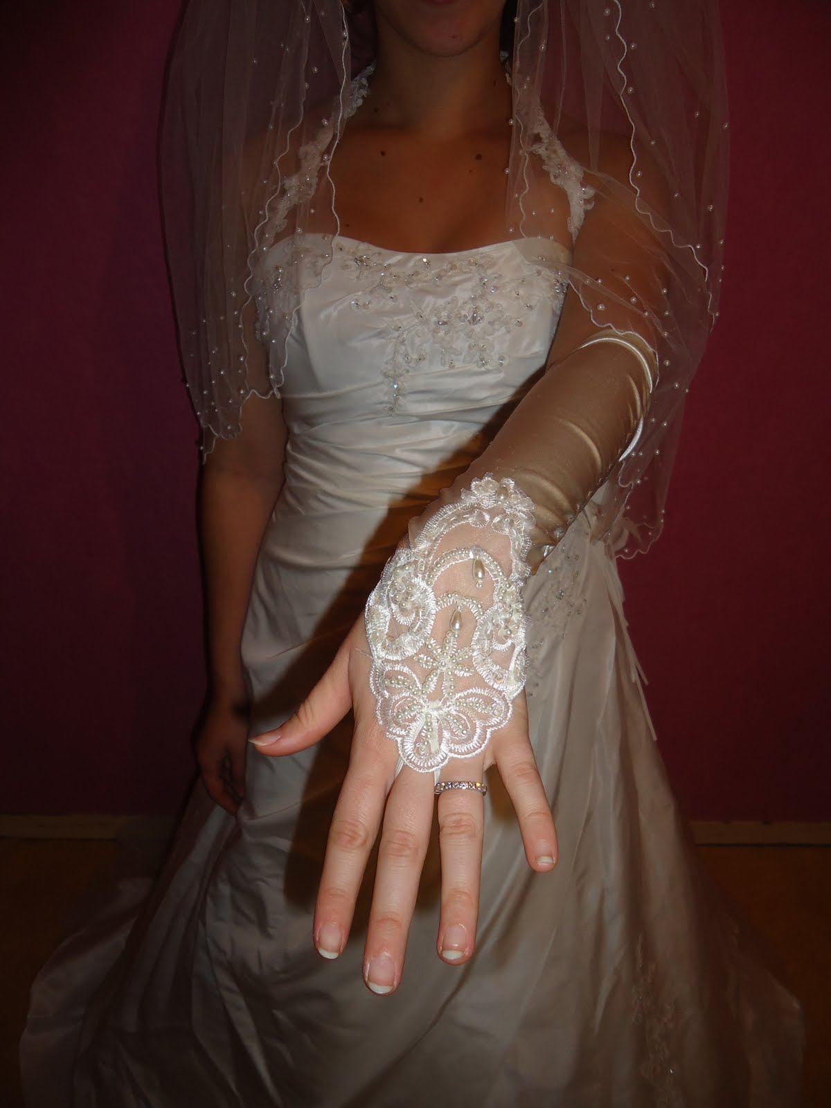 robe de mari�e rouge et ivoire