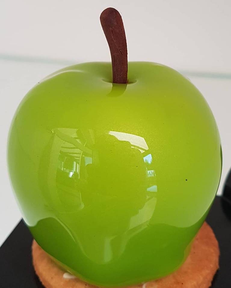 Choux Time La Pomme De Cedric Grolet