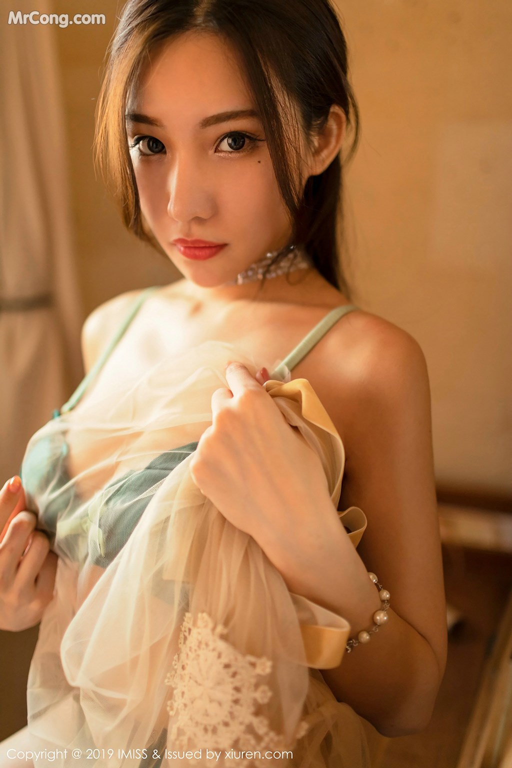 IMISS Vol.319: Model Xiao Hu Li (小 狐狸 Kathryn) (41 photos)