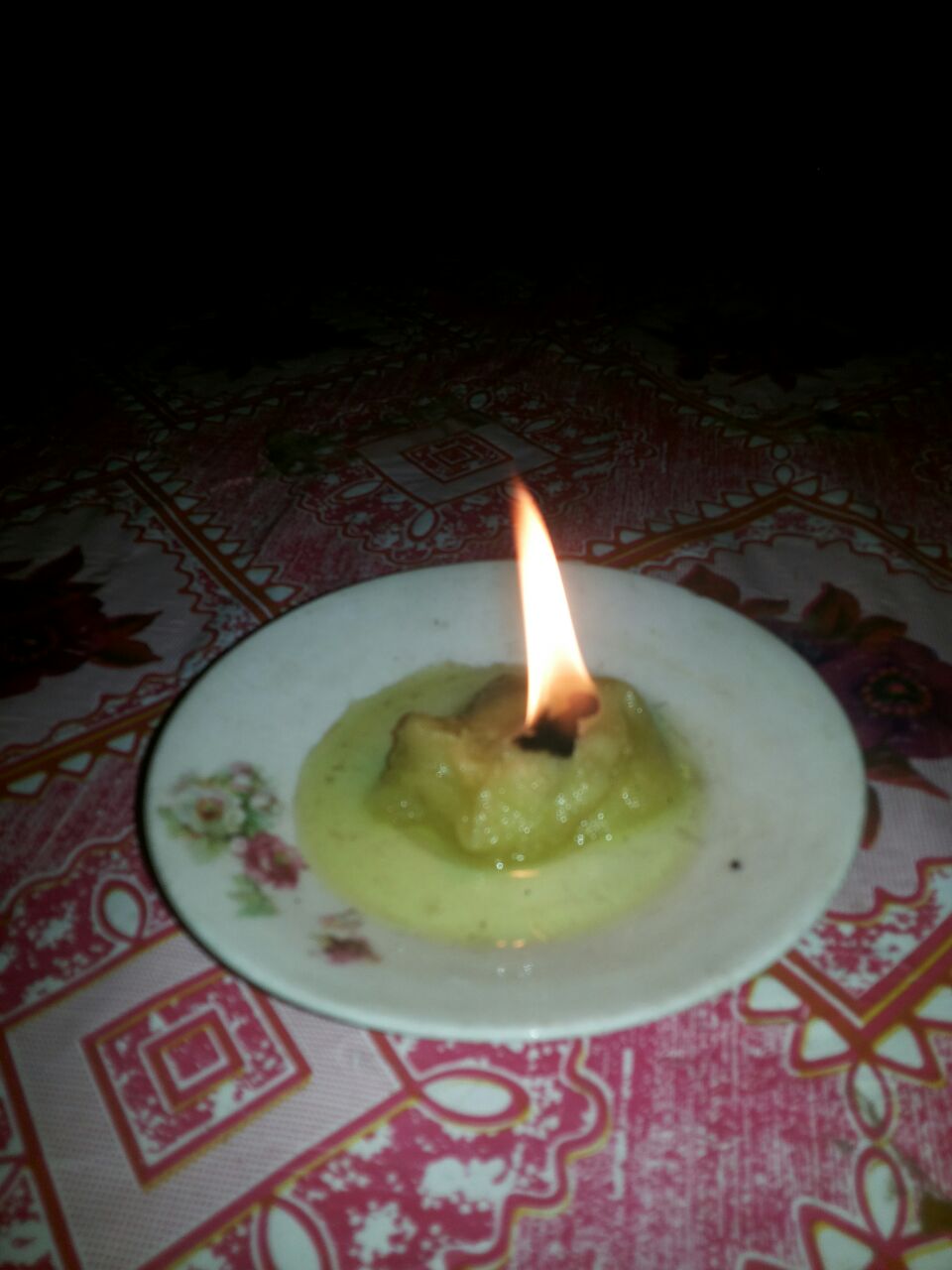 Cara Unik Buat Lampu Lilin Dari Kapas dan Minyak Goreng