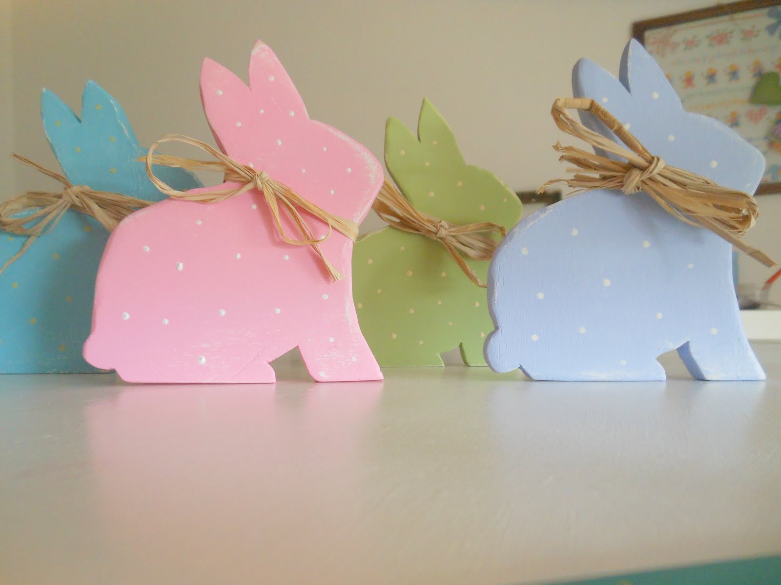 Set 2 Coniglietti Di Legno Decorativi Per Pasqua – Base Stabile, Per Tavolo E Davanzale, Stile Naturale