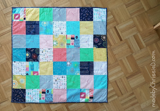 Hand Tied Snuggly Quilt Pattern by madebyChrissieD.com Hand Tied Snuggly Quilt Pattern by madebyChrissieD.com