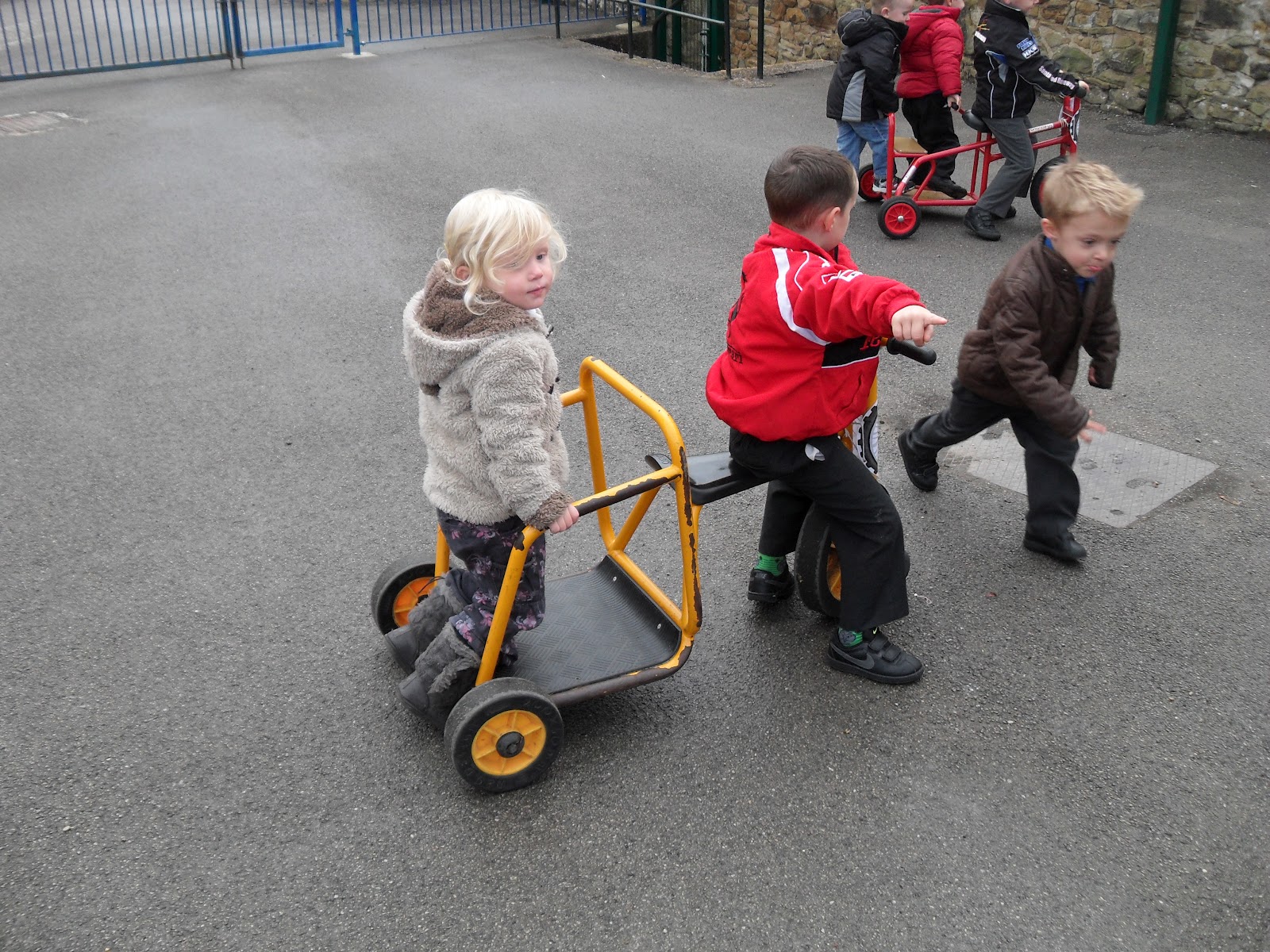 Gleadless Primary School Foundation Stage Outdoor physical activities