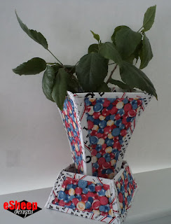 Fabric Pieced Violà Vase by eSheep Designs