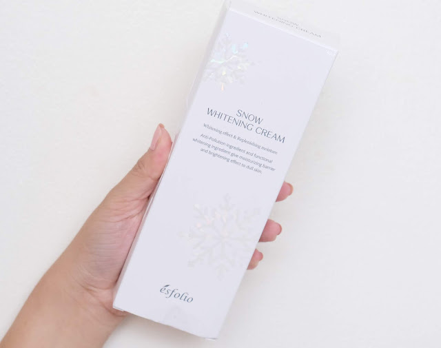 a photo of Esfolio Snow Whitening Cream Review by Nikki Tiu of www.askmewhats.com