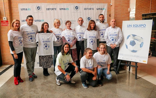 Málaga, 'Un EQUIPO Contra la Violencia de Género' Málaga, 'Un EQUIPO Contra la Violencia de Género'