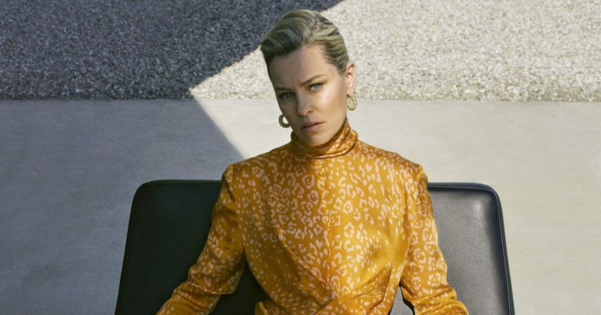 HD Photoshoot: Elizabeth Banks The Edit By Net A Porter November 2019