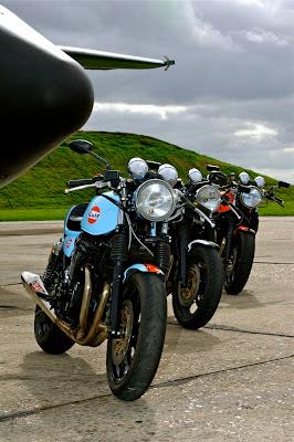 suzuki inazuma cafe racer