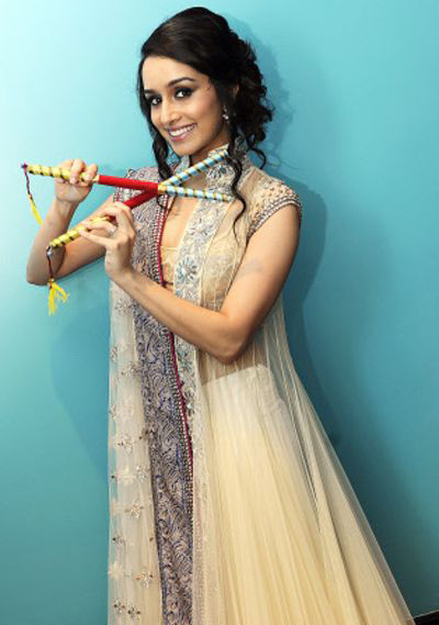 w hd wallpaper: Aashiqui 2 Beautiful Actress Arohi Latest ...