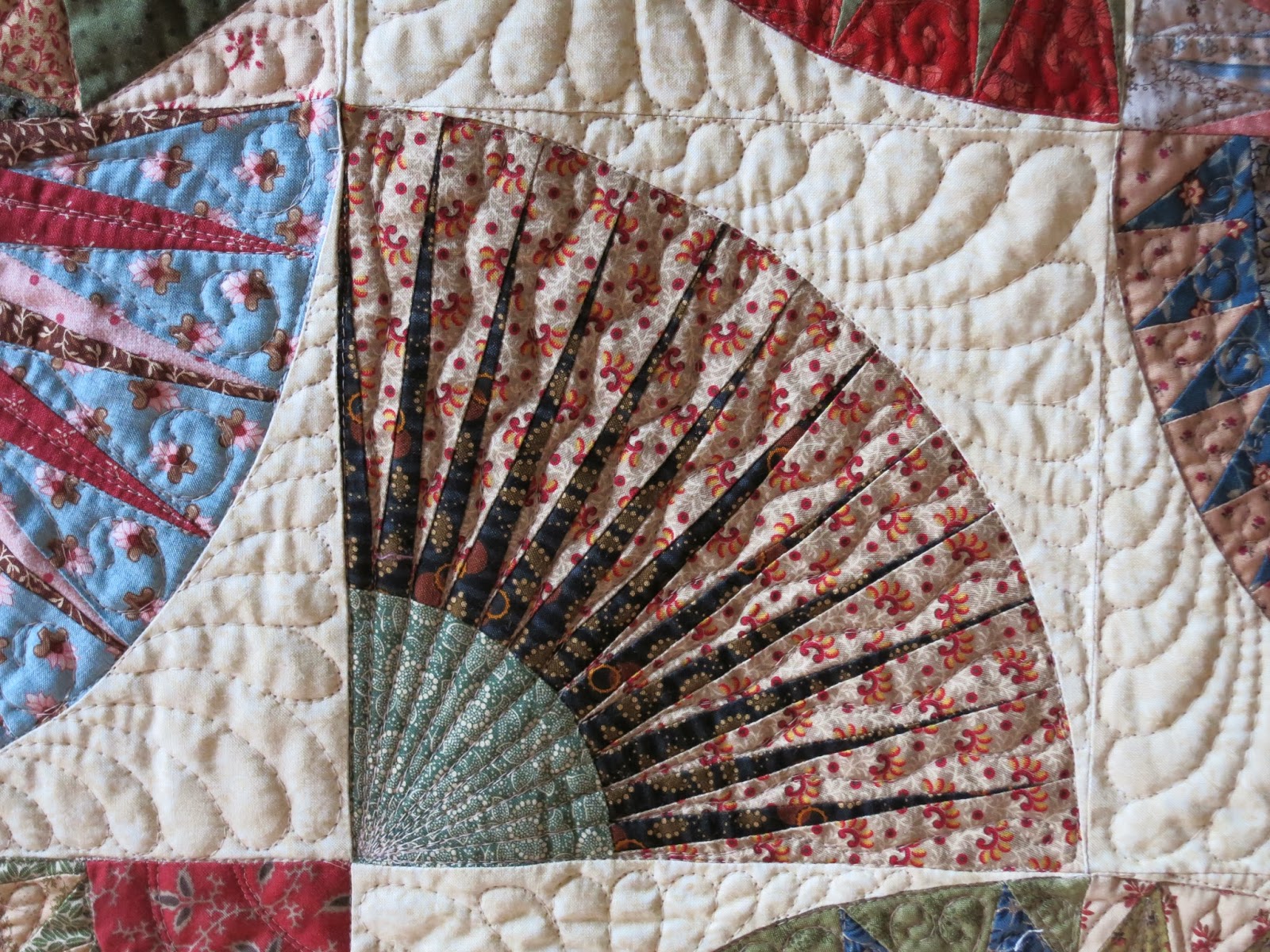 Katrina's Quilting: Ann Mulvany - beautiful quilt