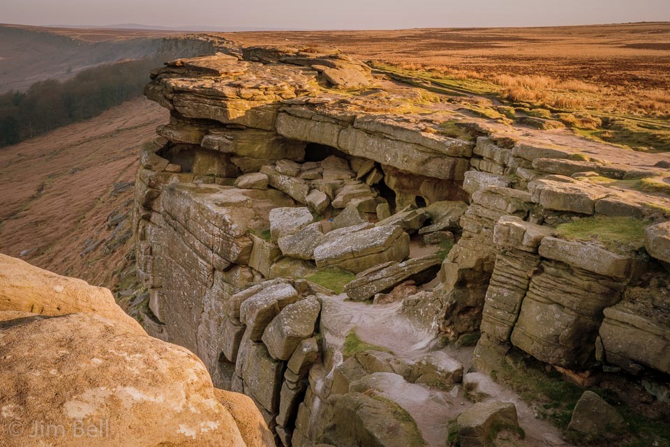 Out & About Stanage Edge and Robin Hoods Cave Out & About Stanage Edge and Robin Hoods Cave