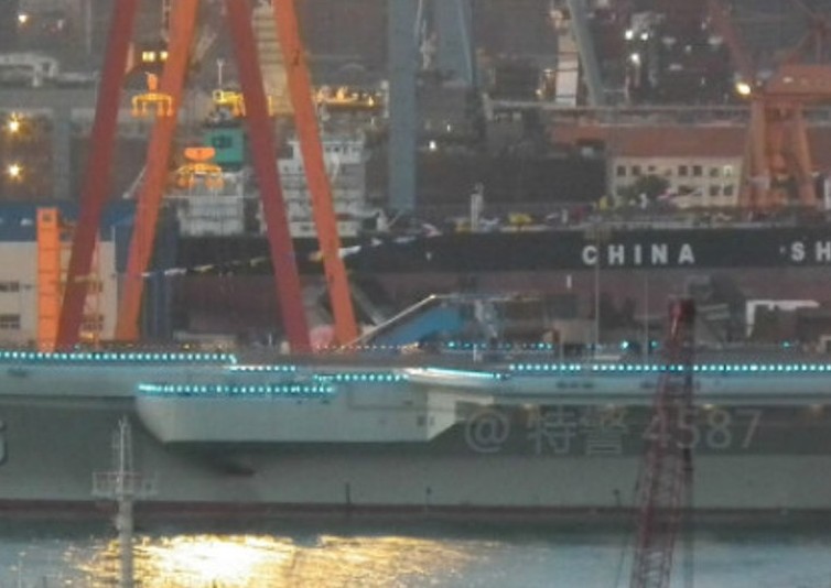 cHINESE+Aircraft+carrier+cv-16+Liaoning+lights+up+for+Middle+Autumn+Festival+j-11+fighter+jet+naval+pla+navy+plan+landing+takoff+z-8+9+11+12+aewc+%25282%2529.jpg