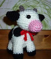 http://www.ravelry.com/patterns/library/virkad-ko-crochet-cow