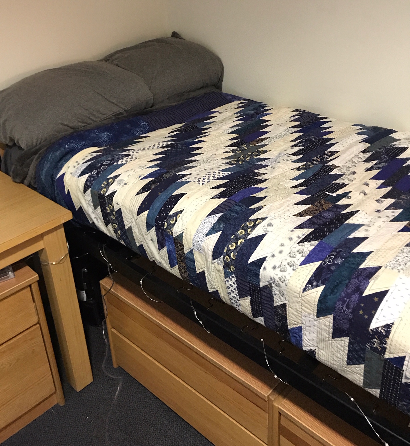 klein meisje quilts at the dorm