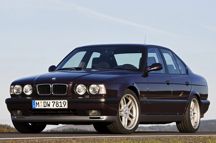 MUSCLE CAR COLLECTION : 5 Best BMW Cars Ever Made