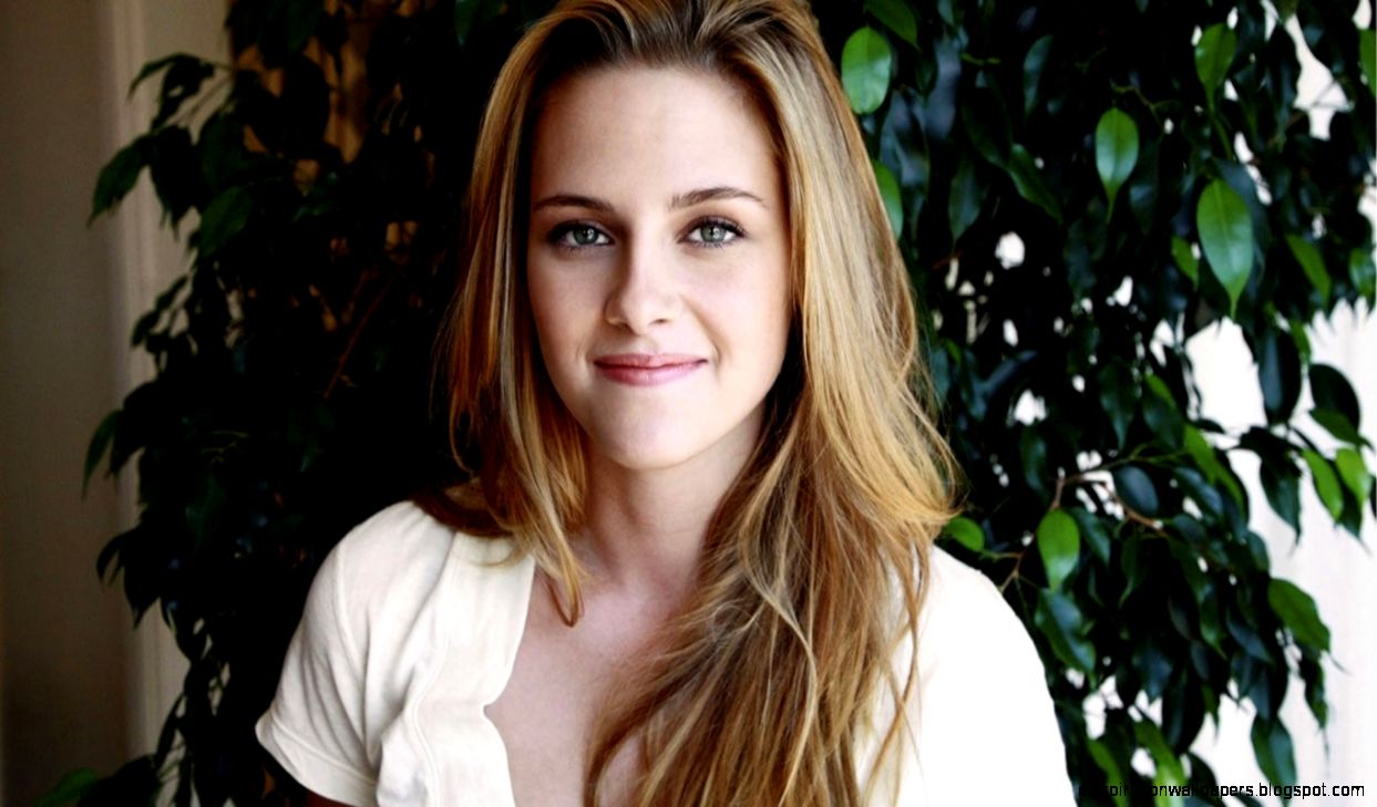 Kristen Stewart cute face hd wallpapers  Free wallpapers