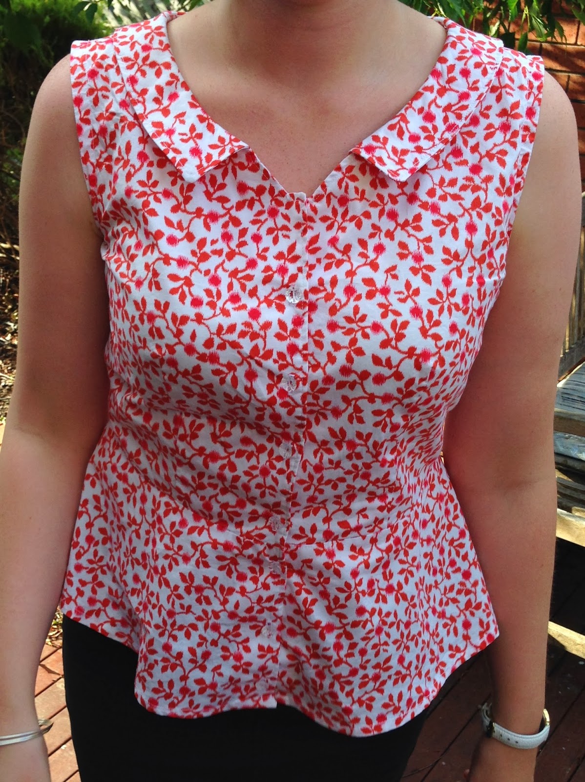 Sewn By Elizabeth: Colette Hawthorn Blouse: A Very Wearable Muslin