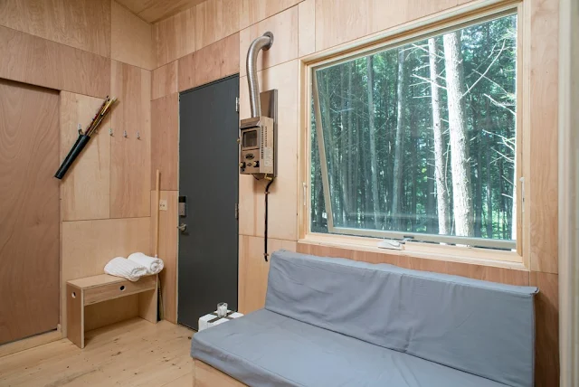minimalist tiny house cabin