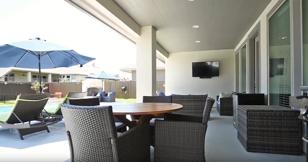 11 Photos vs. 7986 Valley Crest, Fair Oaks Ranch, TX Home Interior Design Tour