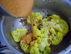 musallam gobi cauliflower roasted whole cooker method pressure
