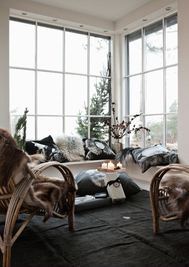 Scandinavian Christmas Home Decorating ~ Interiors and Design Less ...