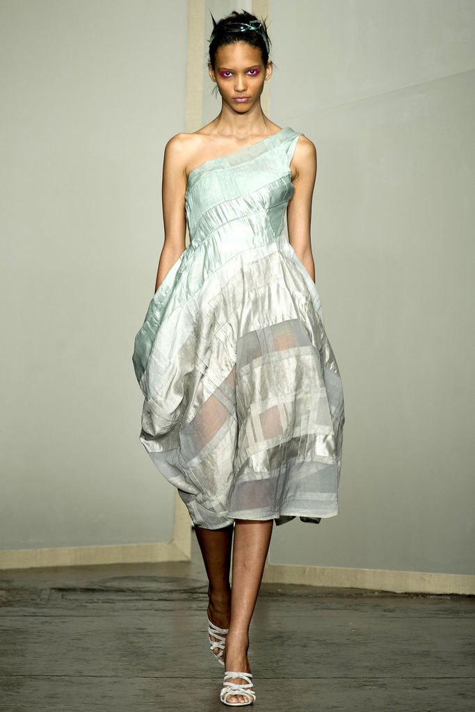 FASHION BY THE RULES: Donna Karan Spring 2013.. New York Collections
