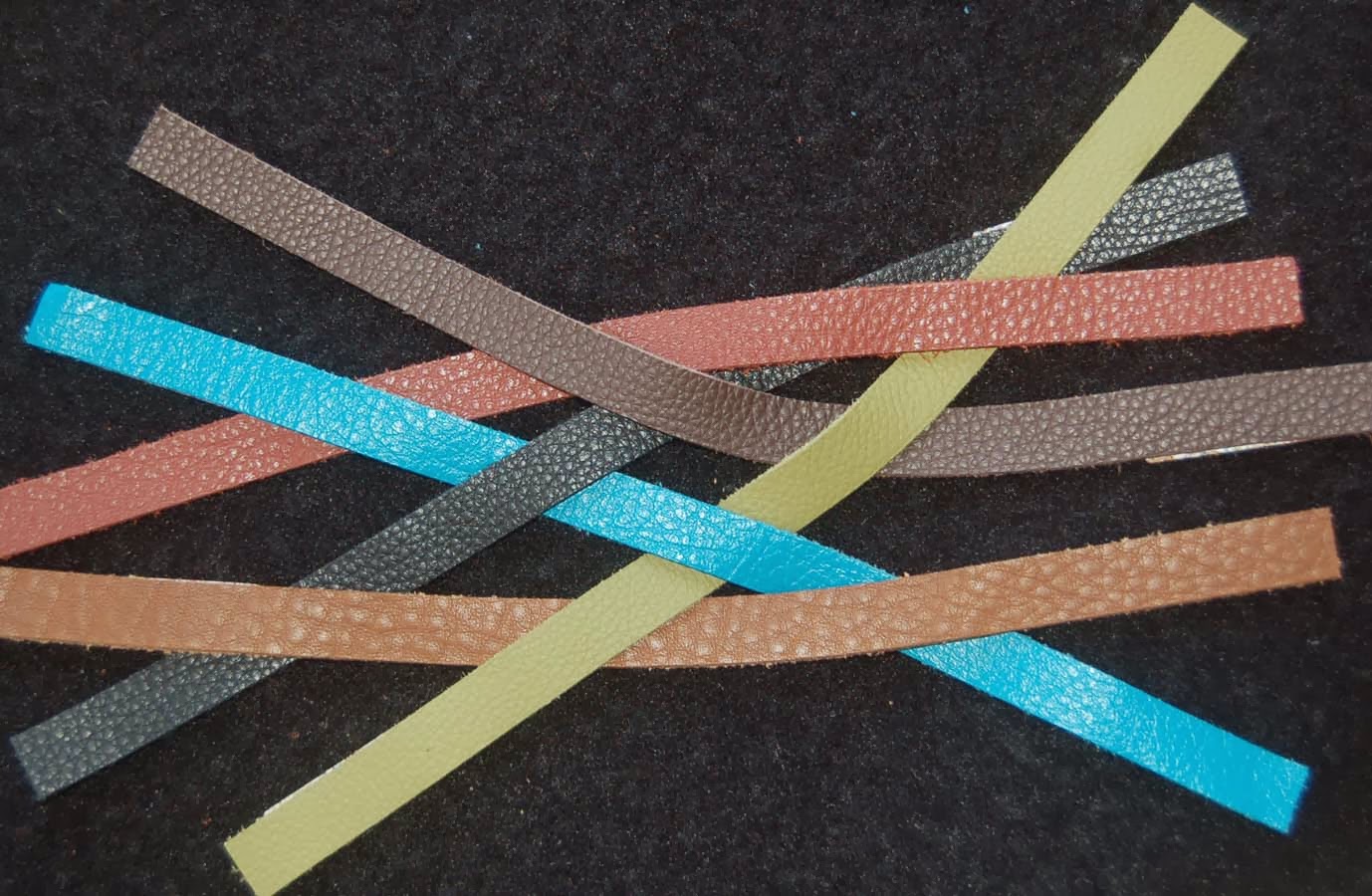 Lynn's Craft Blog Easy Leather Bracelets with Shell Charms