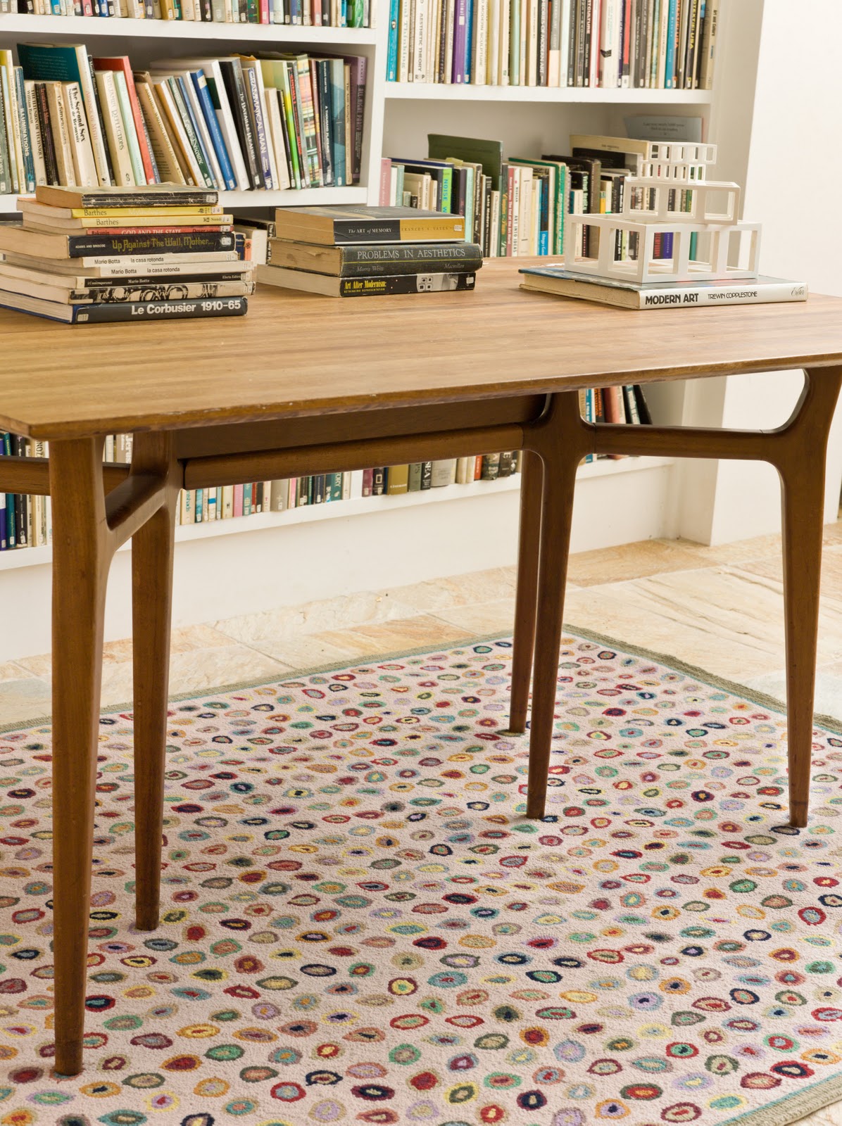 Winton House Dash & Albert's Cat's Paw