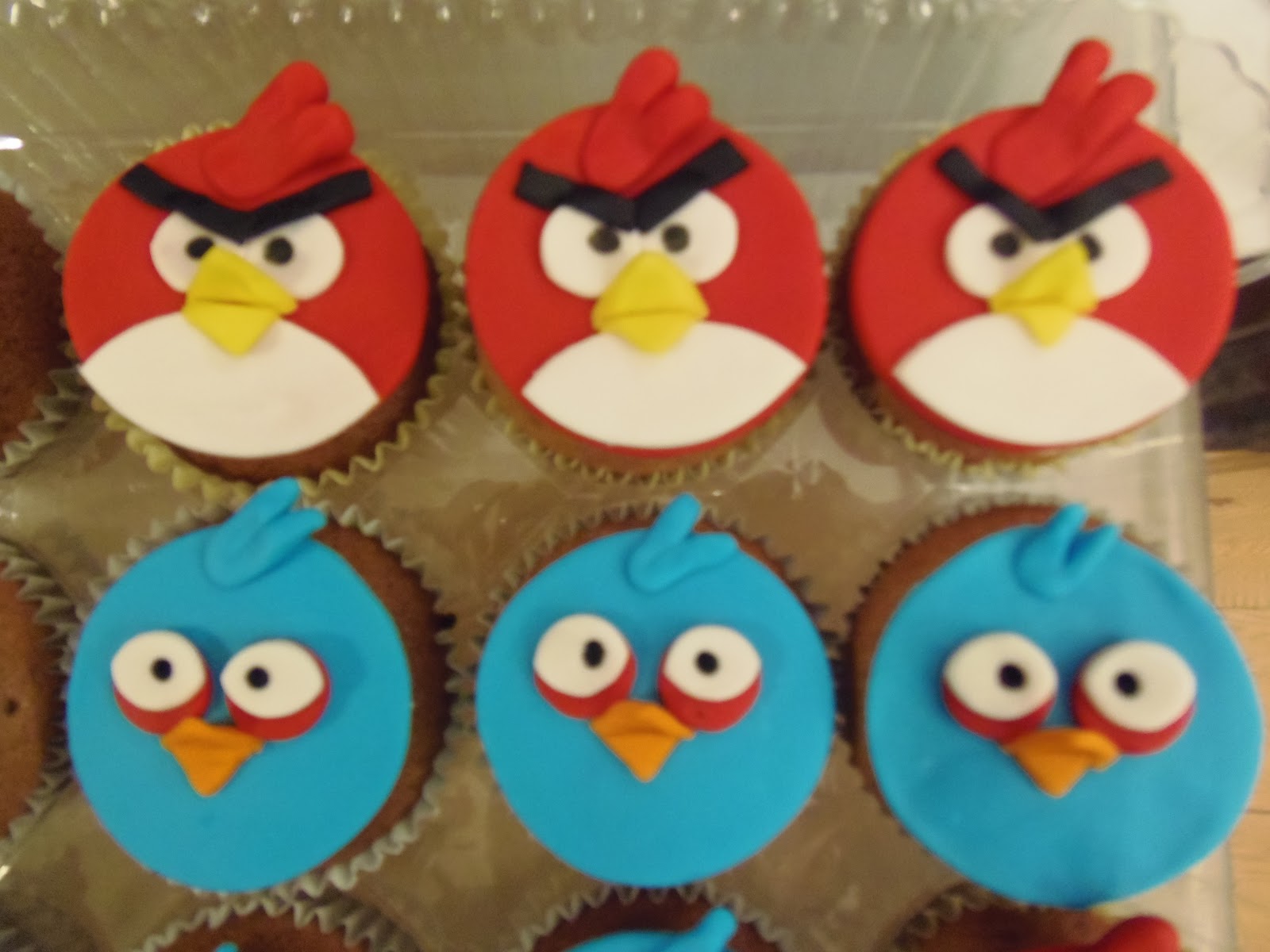Dreams Factory: Angry Birds Cupcakes